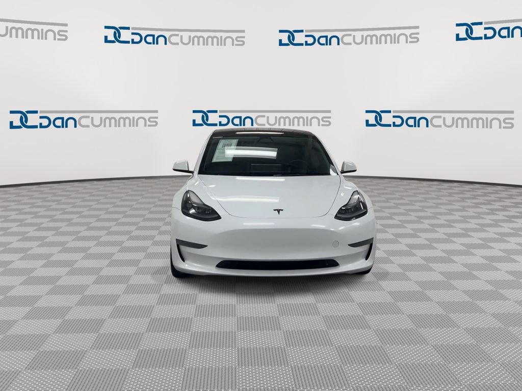 Used 2023 Tesla Model 3 Standard Range RWD image 3