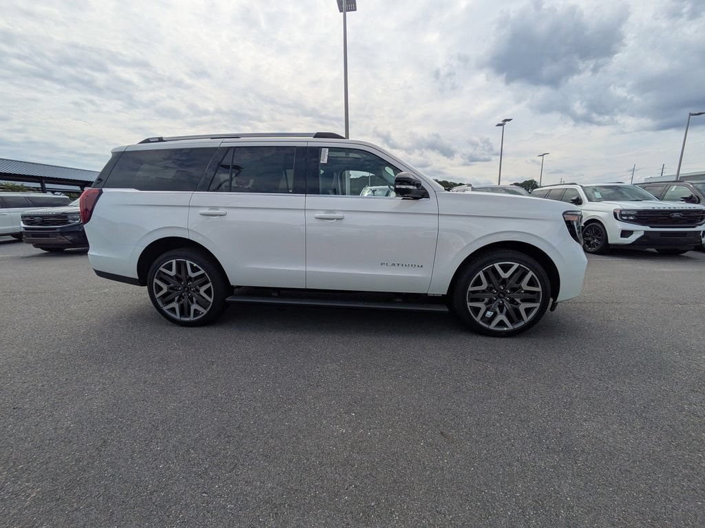 New 2026 Ford Expedition Platinum w/ Platinum Ultimate Package AWD/4WD image 3