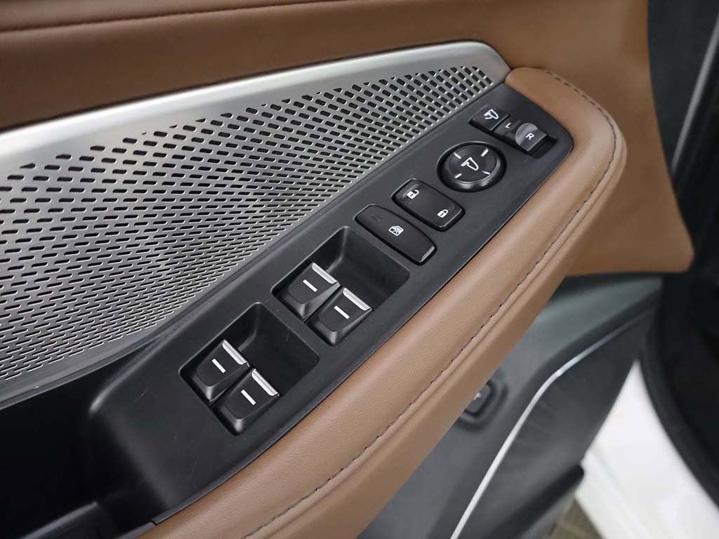 Used 2024 Acura MDX FWD w/ Technology Package image 43