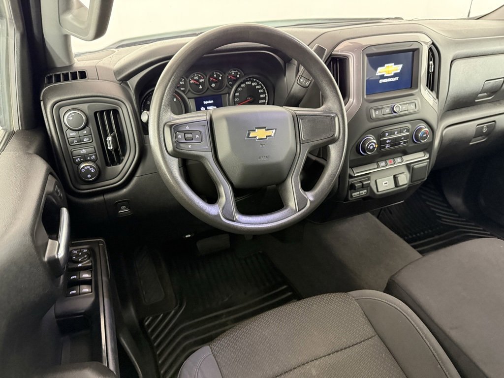 Used 2019 Chevrolet Silverado 1500 Custom image 17