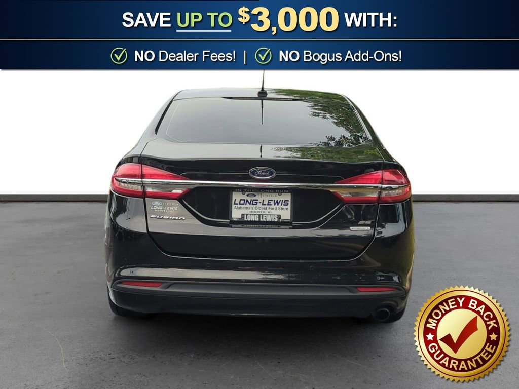 Used 2017 Ford Fusion SE w/ Fusion SE Technology Package FWD image 5