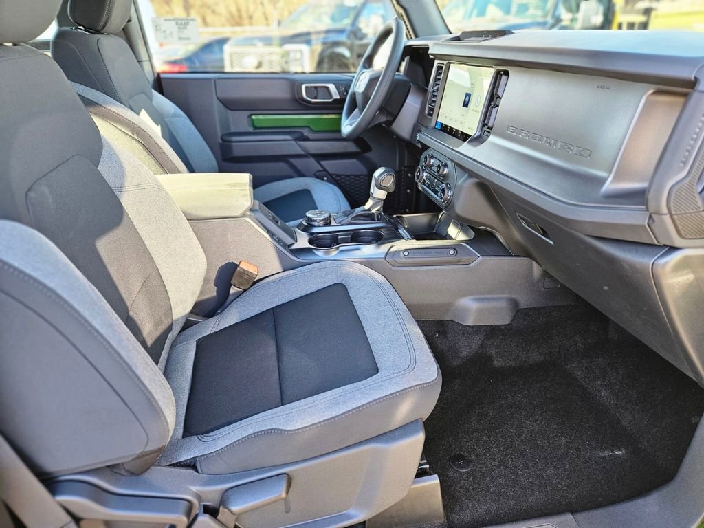 New 2025 Ford Bronco 2-Door image 9