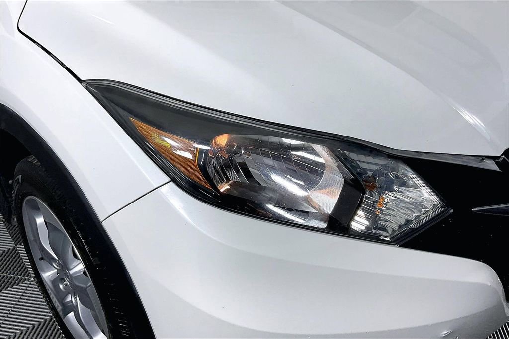 Used 2016 Honda HR-V EX image 41