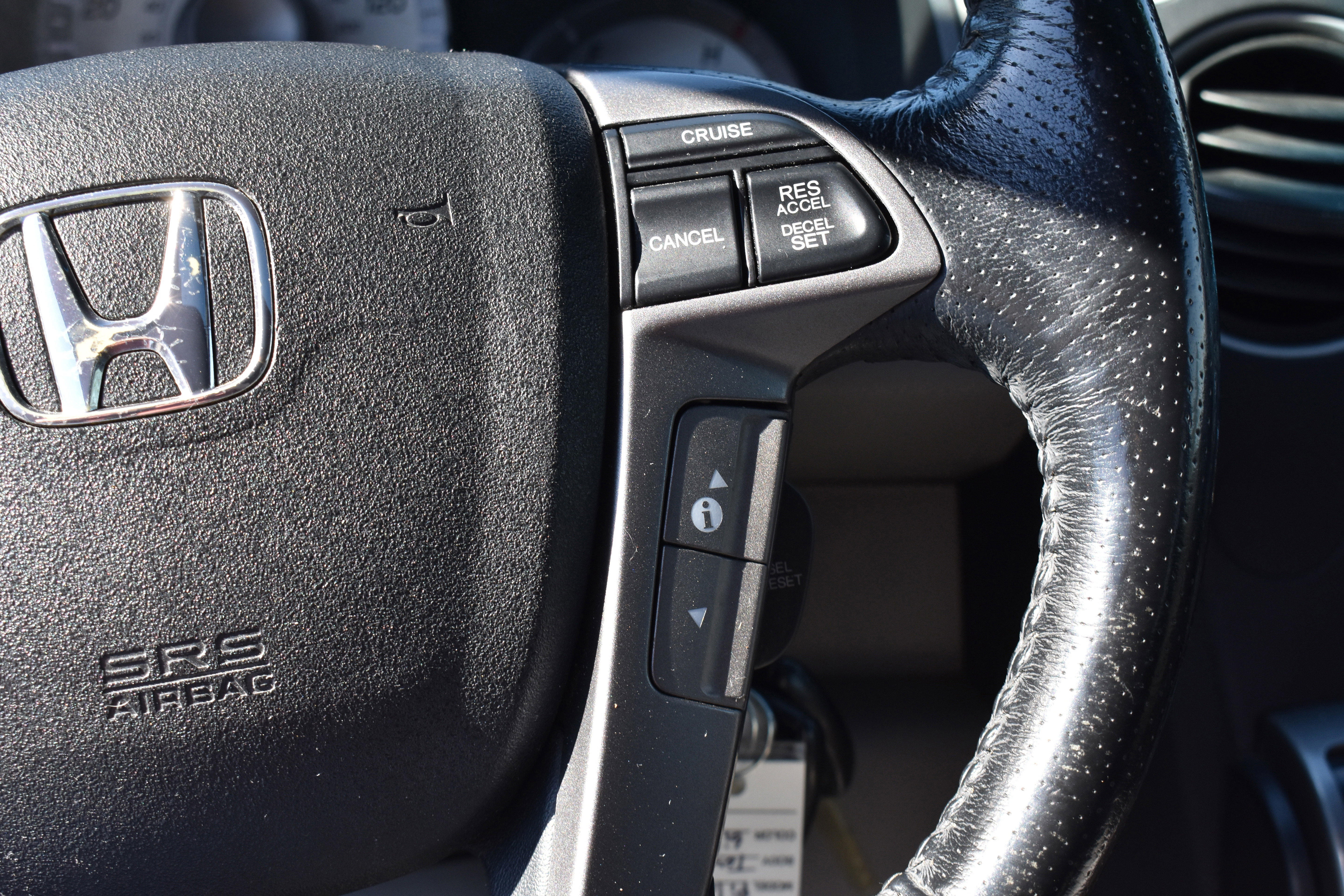 Used 2012 Honda Pilot Touring image 14