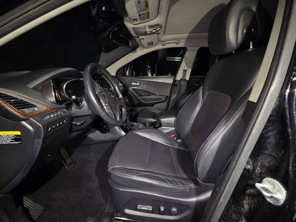 Used 2017 Hyundai Santa Fe SE w/ SE Ultimate Tech Package 03 image 9