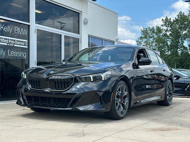 Used 2026 BMW 540i xDrive AWD/4WD image 3
