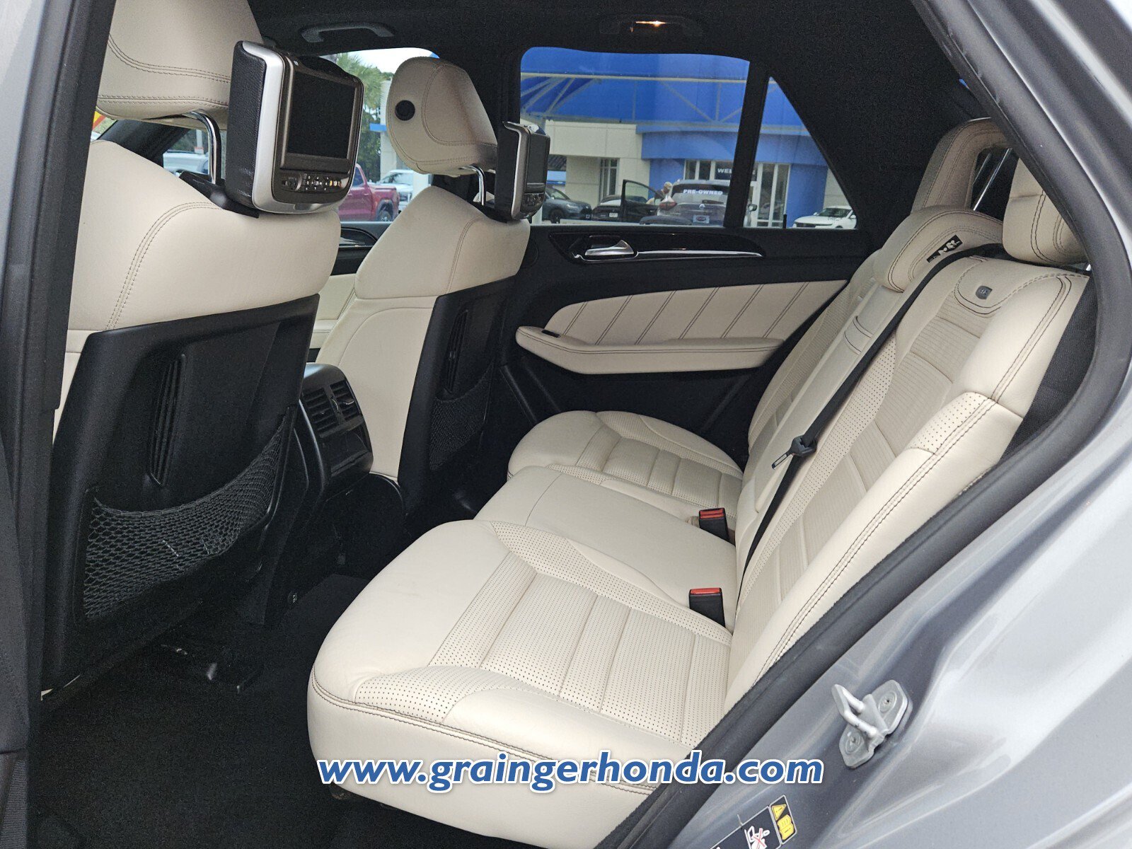 Used 2013 Mercedes-Benz ML 63 AMG 4MATIC image 11