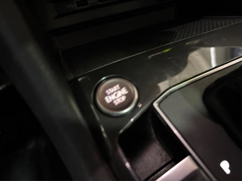 Used 2019 Volkswagen Tiguan SE w/ Panoramic Sunroof Package image 25