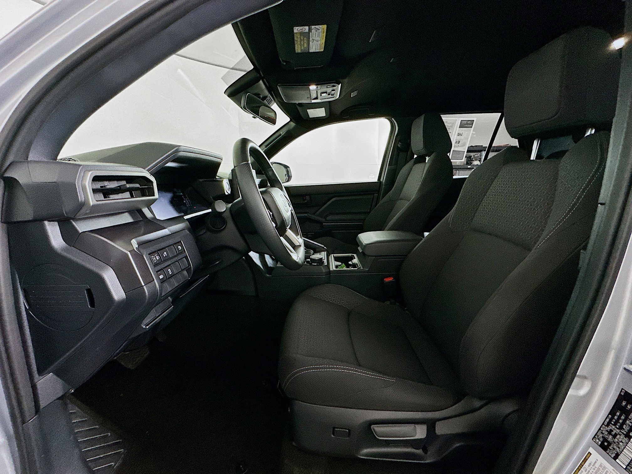 Used 2025 Toyota 4Runner SR5 image 13