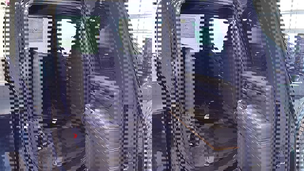 New 2026 GMC Sierra 2500 AT4 w/ AT4 Premium Plus Package image 14