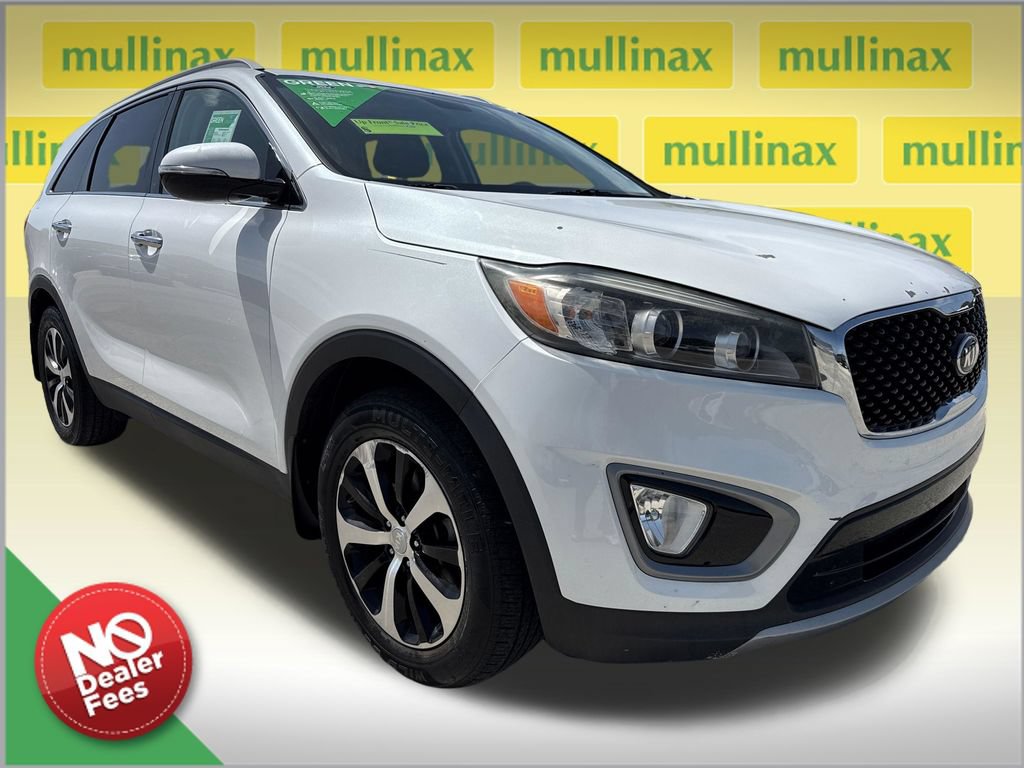 Used 2016 Kia Sorento EX FWD image 1