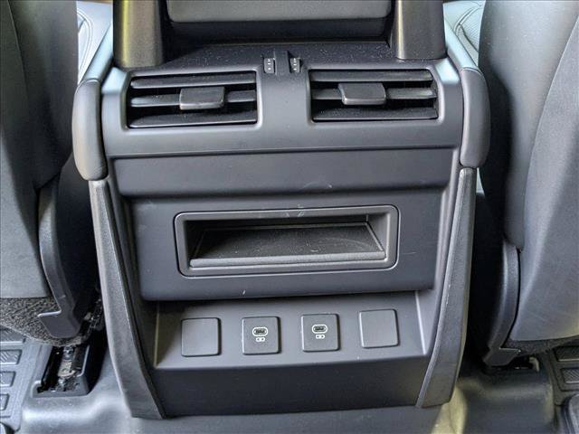 Used 2025 Land Rover Defender 110 X-Dynamic SE AWD/4WD image 12