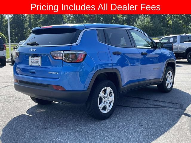 Used 2022 Jeep Compass Sport AWD/4WD image 5