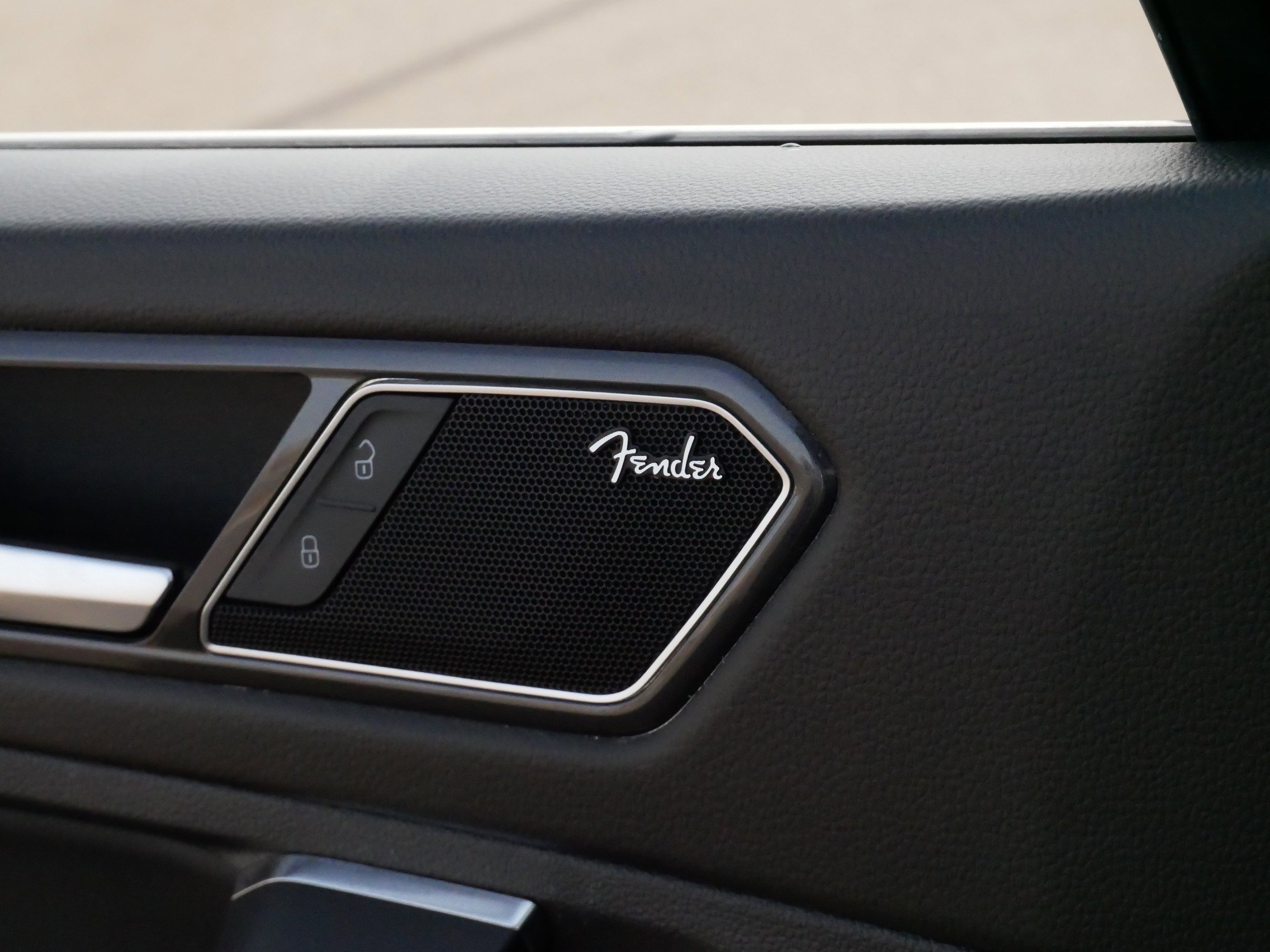 Used 2022 Volkswagen Tiguan SEL R-Line image 26