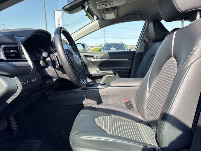 Used 2024 Toyota Camry SE FWD image 11