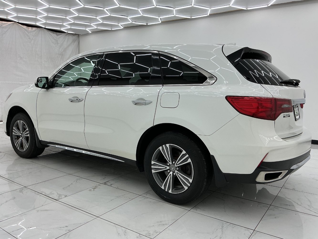 Used 2019 Acura MDX FWD image 12