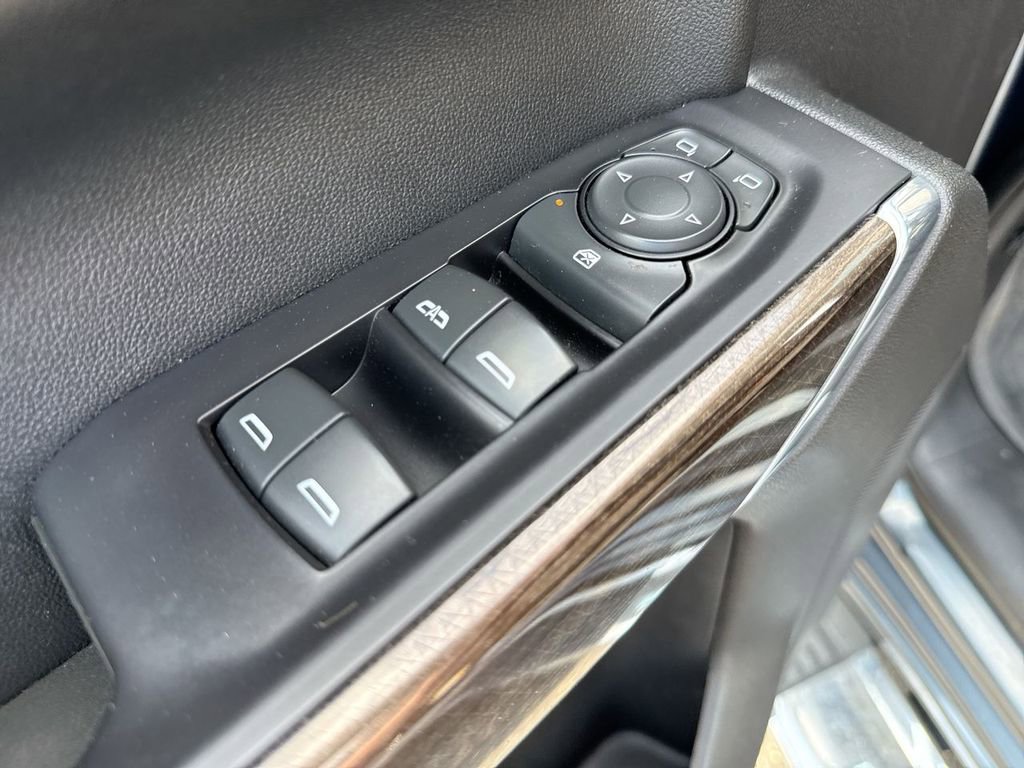 Used 2021 Chevrolet Silverado 1500 LT w/ Diesel Off-Road Package AWD/4WD image 13