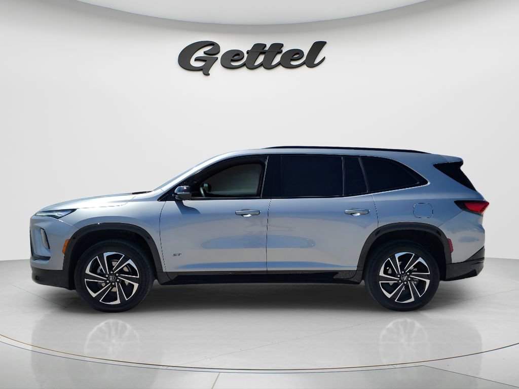 Certified 2025 Buick Enclave Sport Touring image 8