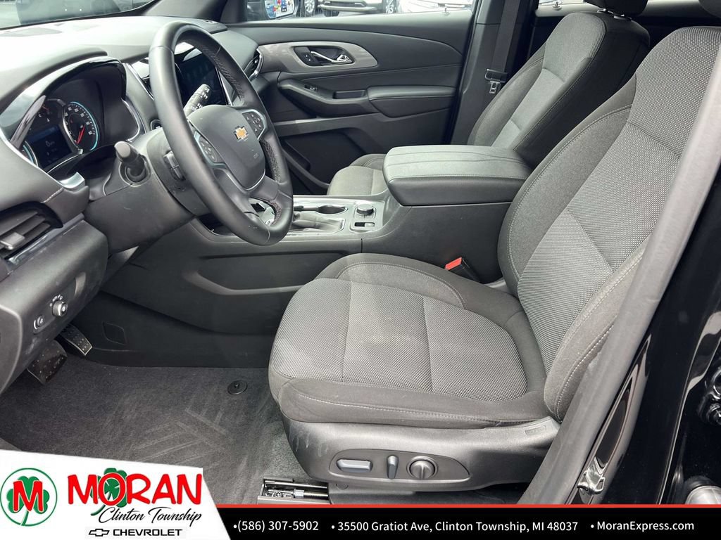 Certified 2023 Chevrolet Traverse LT FWD image 17