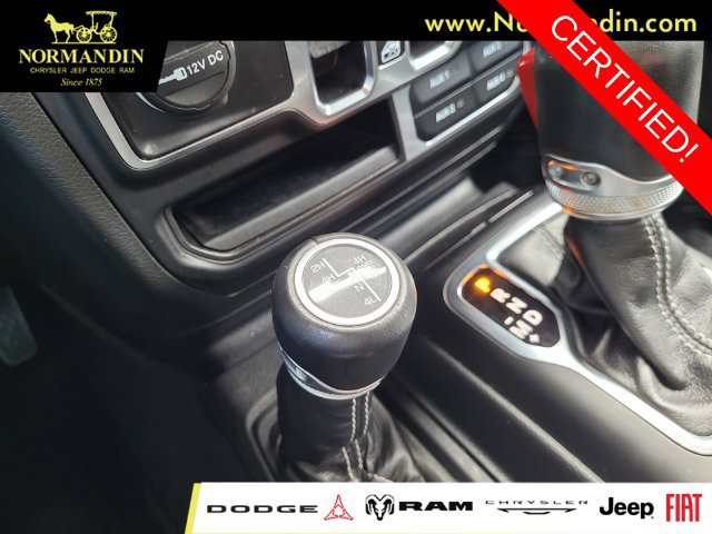 Certified 2022 Jeep Wrangler Unlimited Sahara AWD/4WD image 13