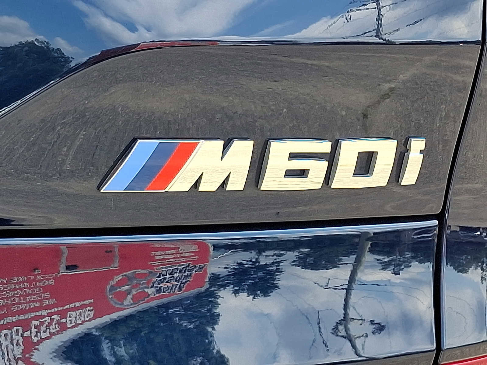 Used 2025 BMW X5 M60i w/ Executive Package image 30