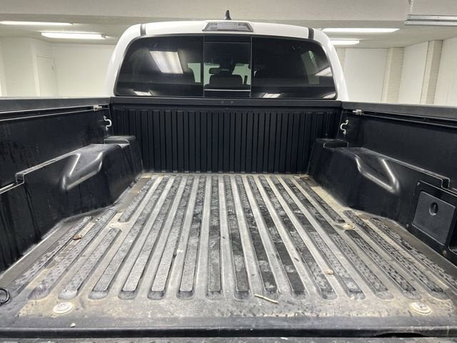 Used 2023 Toyota Tacoma TRD Off-Road AWD/4WD image 24