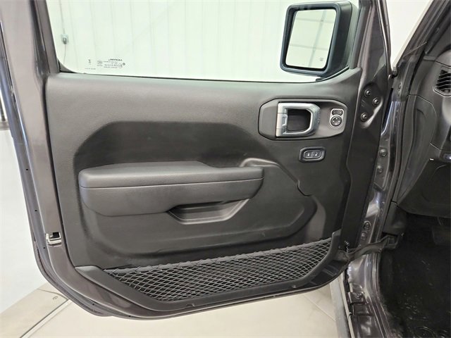 Used 2024 Jeep Wrangler Unlimited image 27