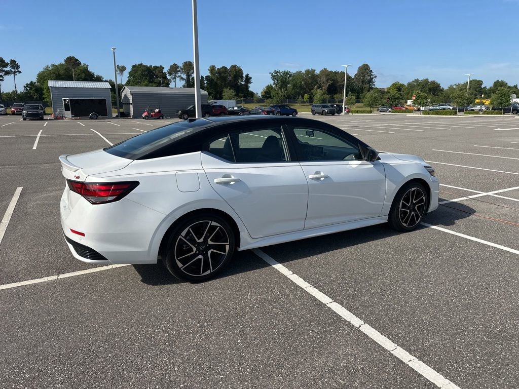 Used 2024 Nissan Sentra SR w/ SR Premium Package FWD image 5