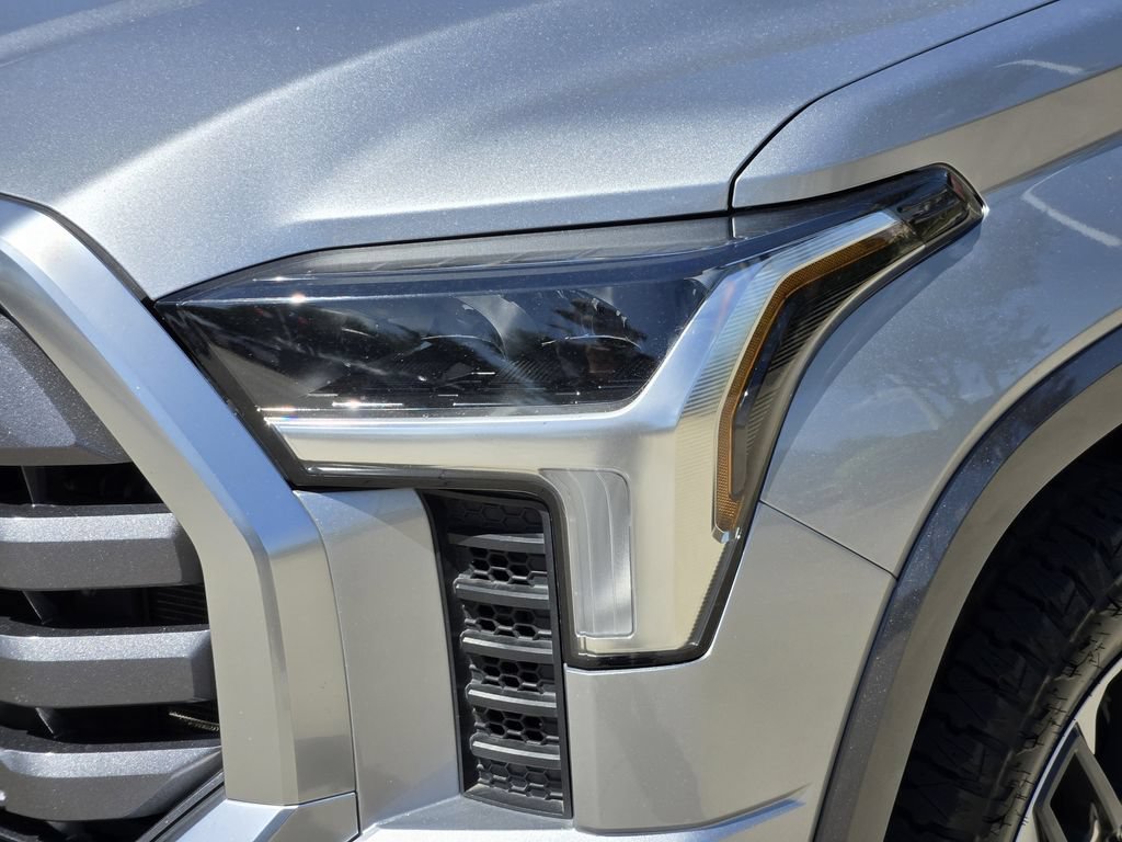 Used 2024 Toyota Tundra Limited w/ Power Package AWD/4WD image 5