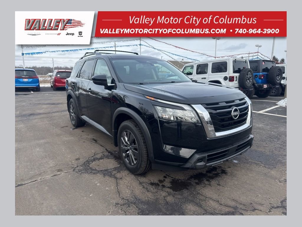 Used 2023 Nissan Pathfinder SV w/ Cargo Package