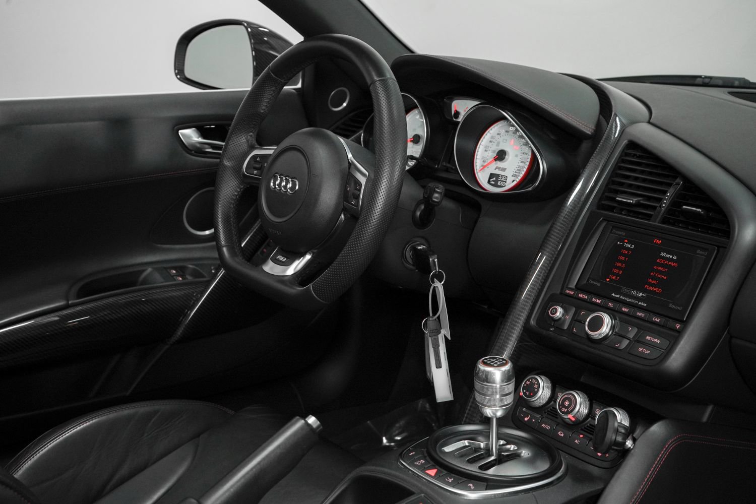 Used 2012 Audi R8 V10 image 33