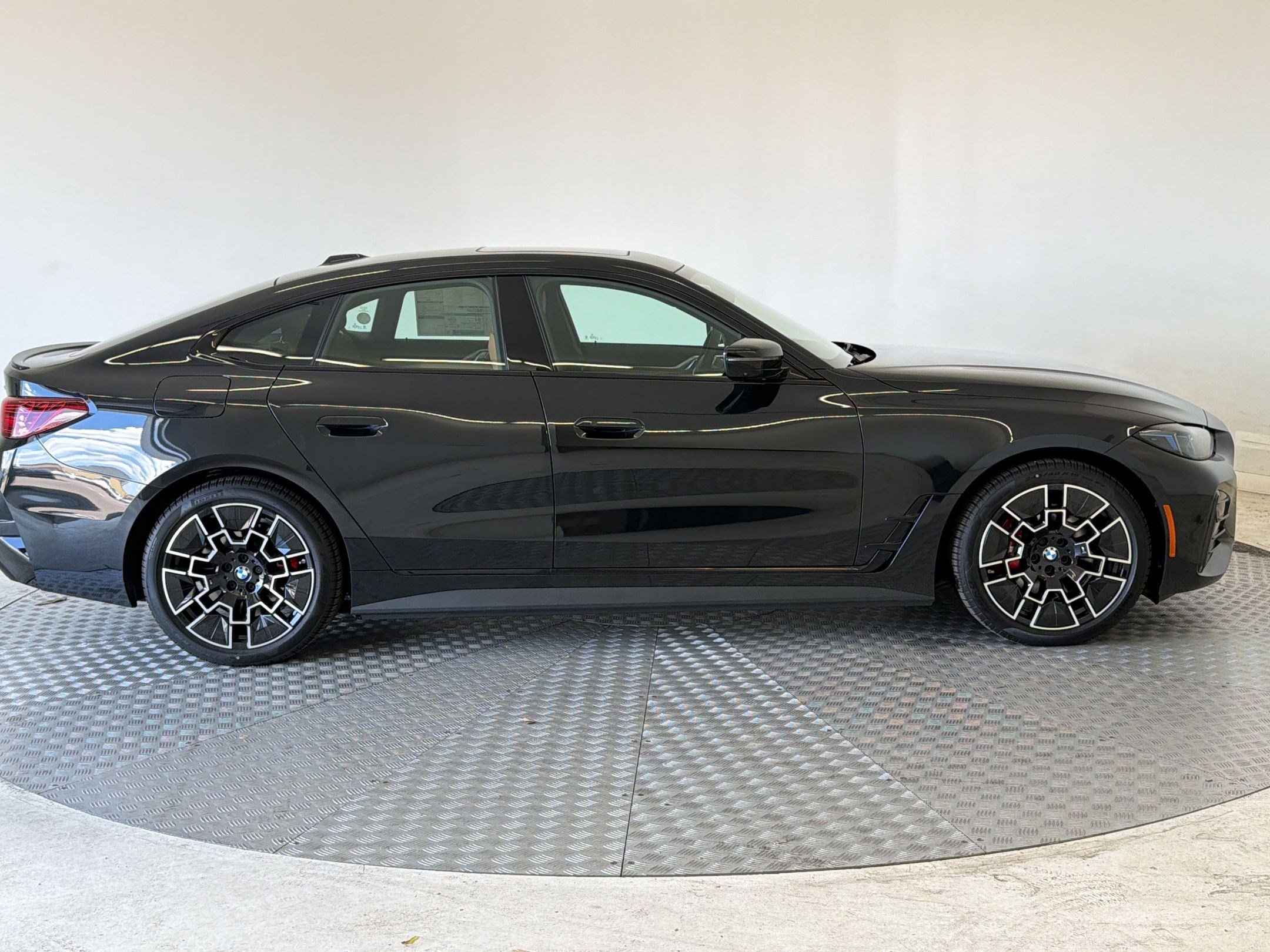 New 2026 BMW i4 xDrive40i w/ M Sport Package AWD/4WD image 8