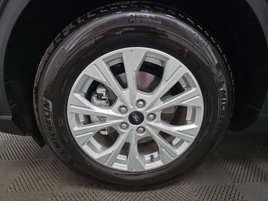 Used 2025 Ford Escape Active w/ Tech Pack #1 FWD image 42