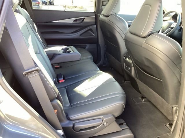 Certified 2023 INFINITI QX60 Luxe w/ Cargo Package image 29