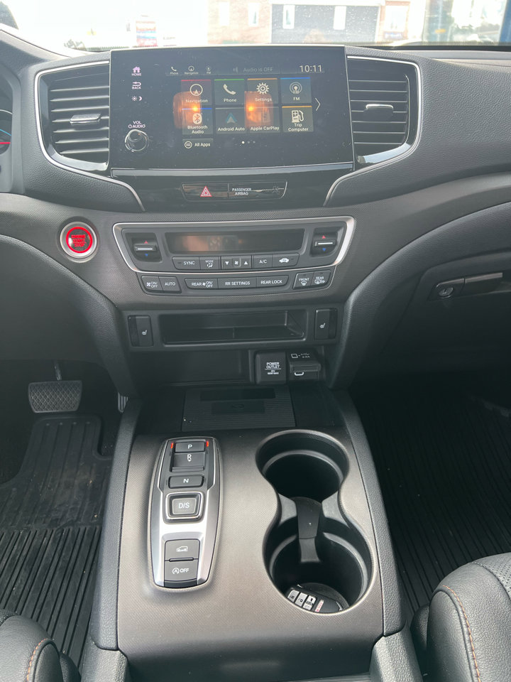 Used 2022 Honda Pilot TrailSport image 17