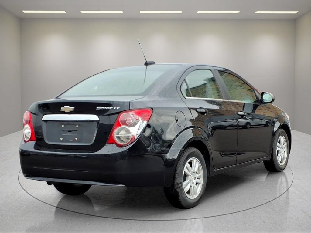 Used 2016 Chevrolet Sonic LT FWD image 21