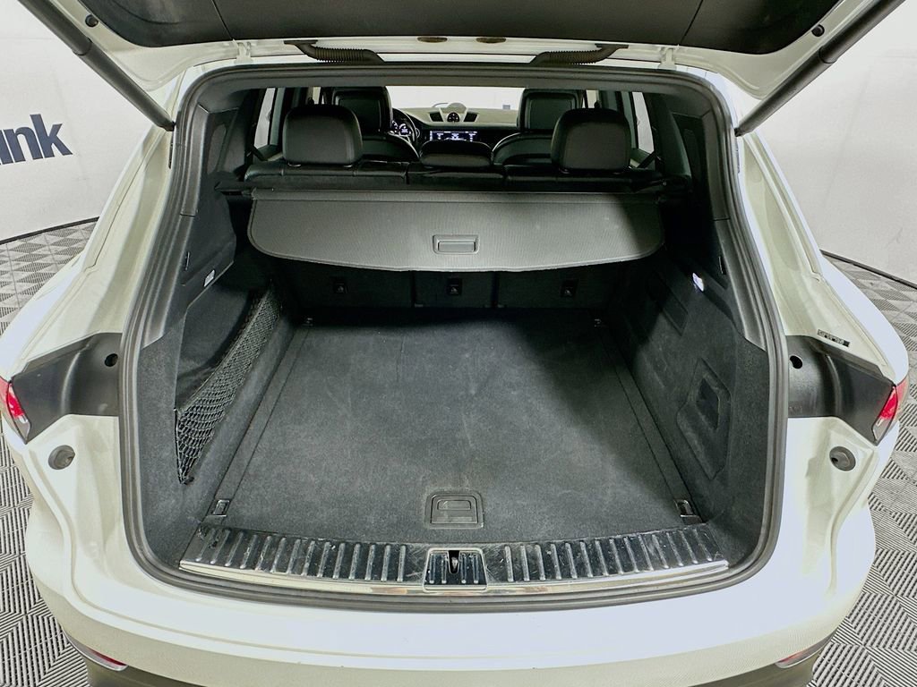 Used 2019 Porsche Cayenne image 33