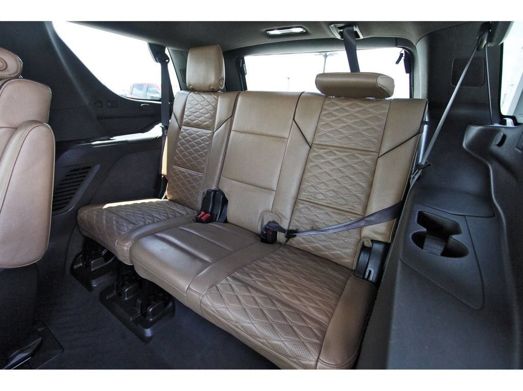Used 2021 Cadillac Escalade Premium Luxury w/ Driver Assist Tech Package AWD/4WD image 13