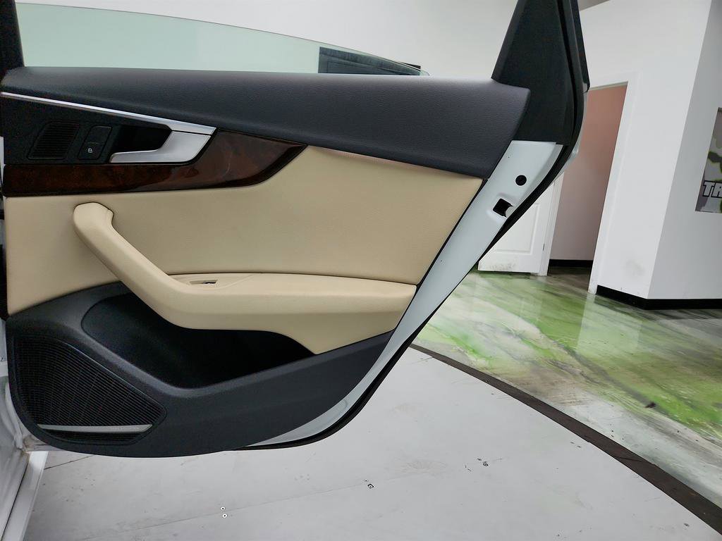 Used 2018 Audi A4 2.0T Premium Plus w/ Premium Plus Package image 30