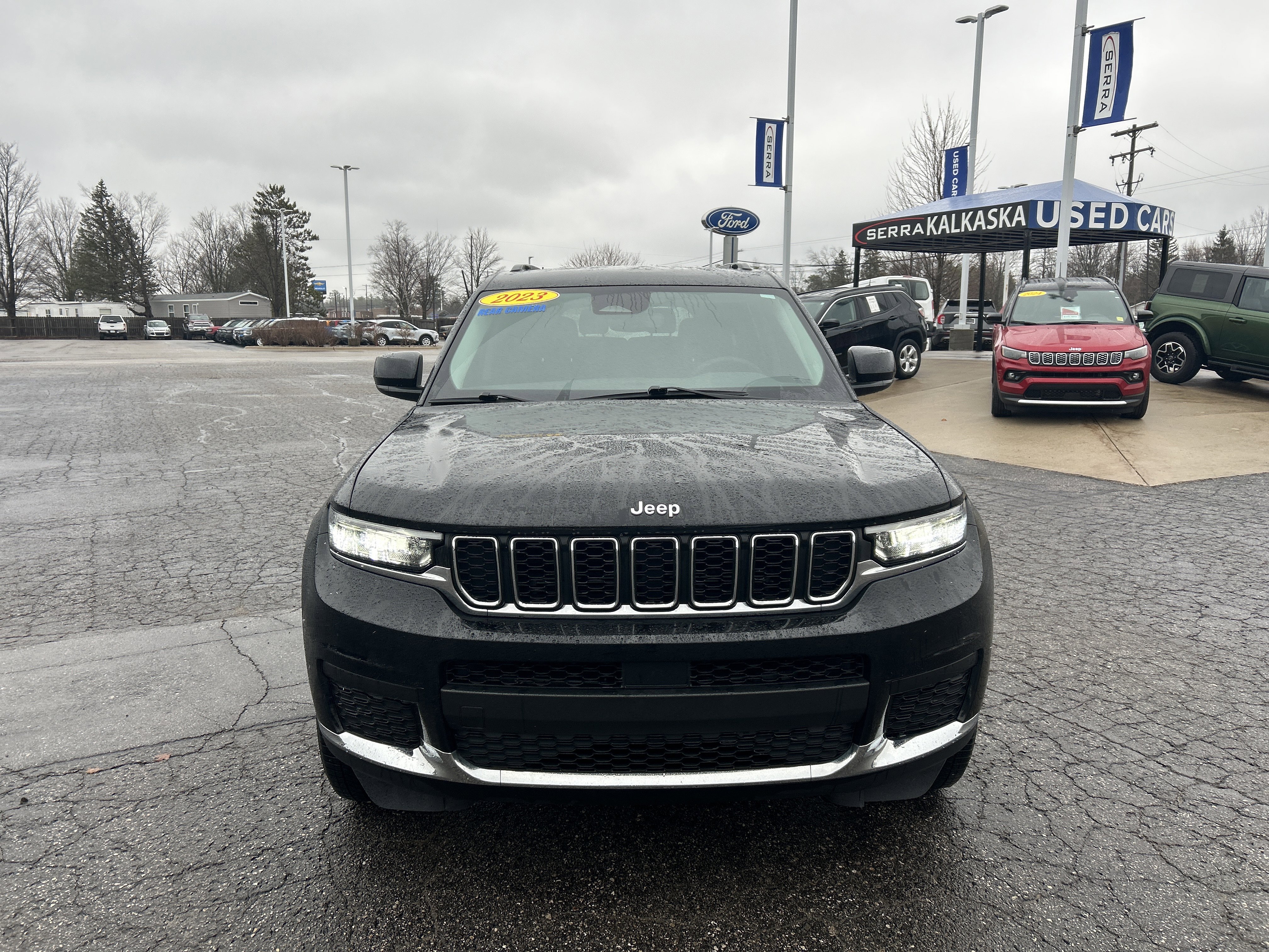 Used 2023 Jeep Grand Cherokee L Laredo AWD/4WD image 8