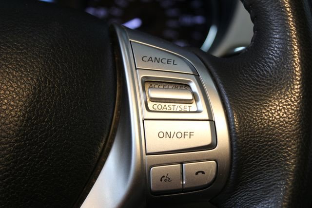 Used 2016 Nissan Rogue SL AWD/4WD image 24