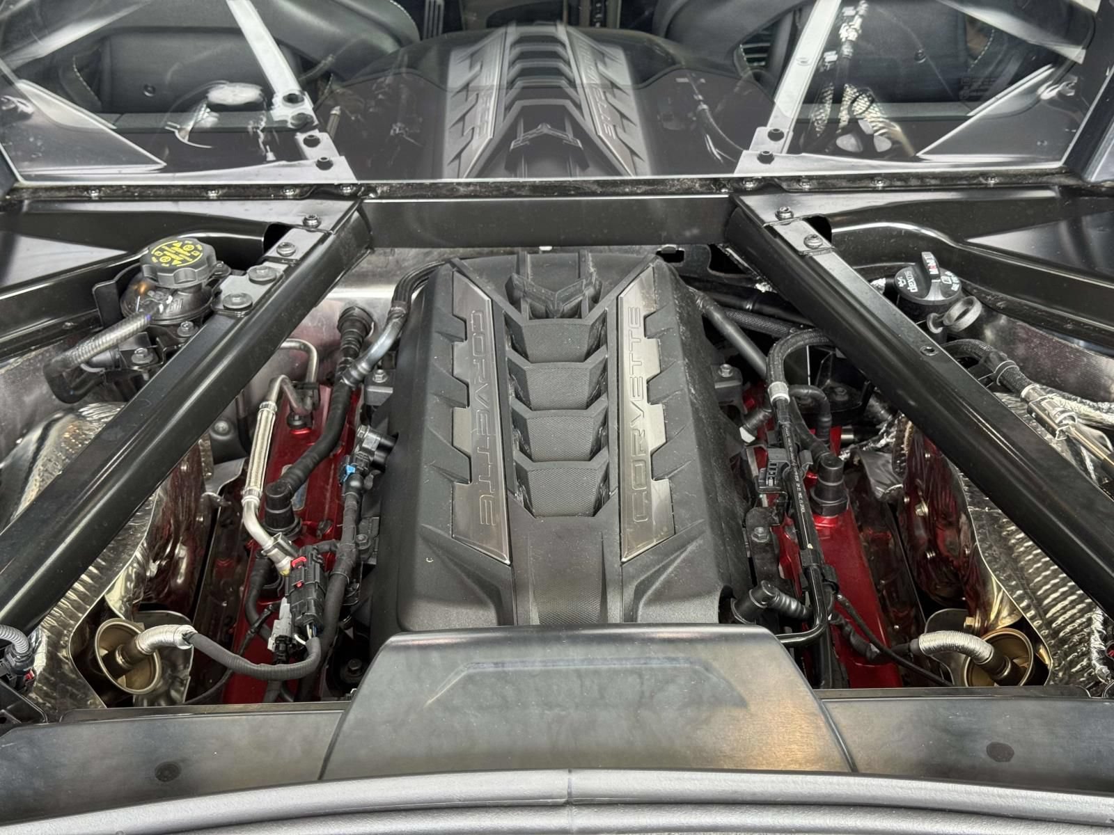 Used 2025 Chevrolet Corvette E-Ray AWD/4WD image 18