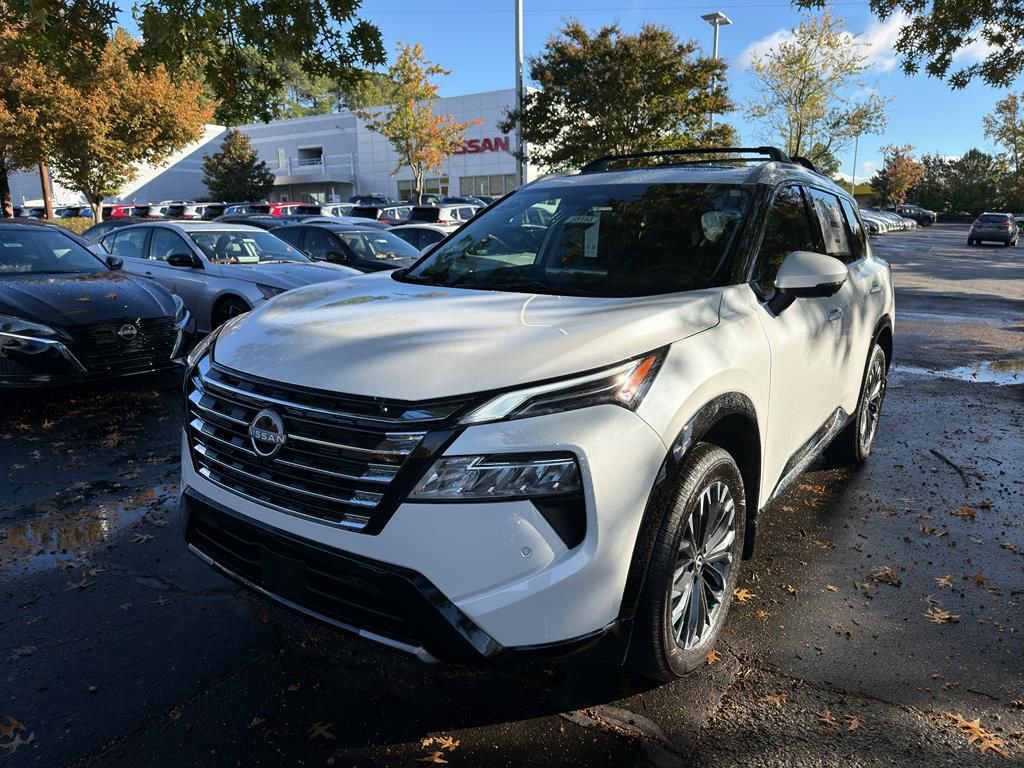 New 2026 Nissan Rogue Platinum image 3