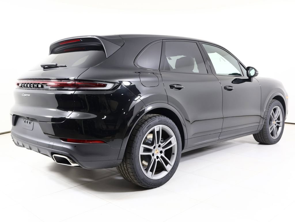 New 2026 Porsche Cayenne image 32