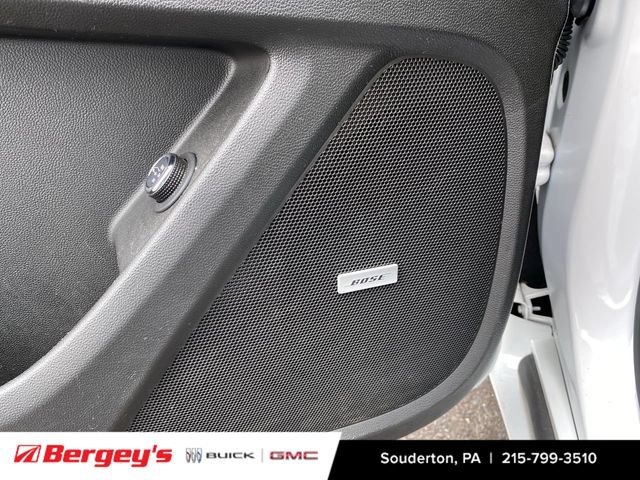 Certified 2022 Chevrolet Traverse Premier w/ LPO, Floor Liner Package AWD/4WD image 28