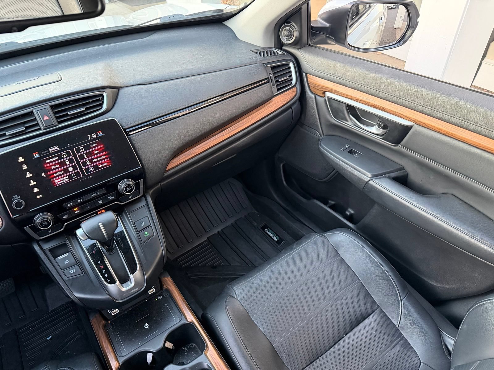 Used 2020 Honda CR-V Touring image 7