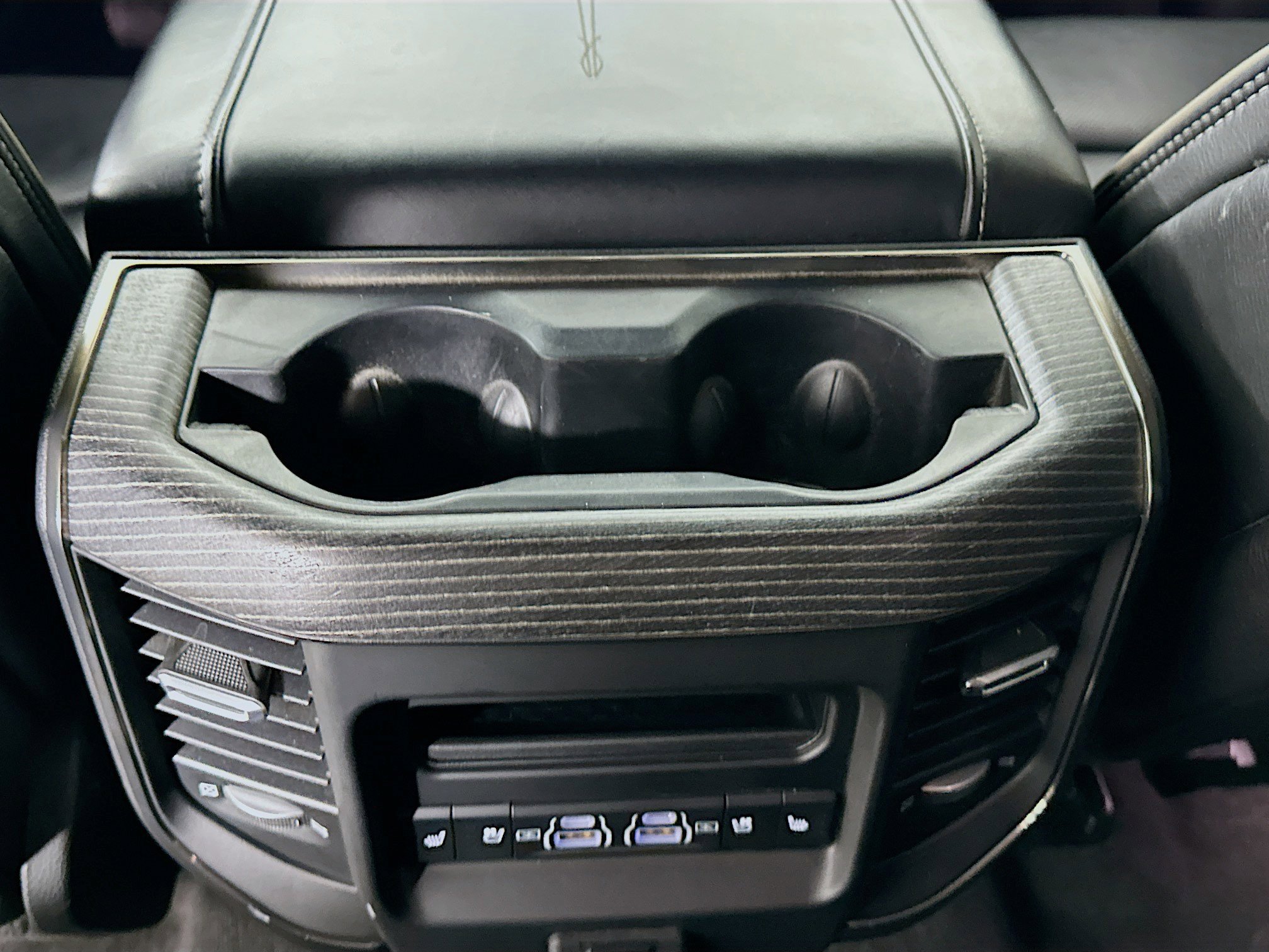 Certified 2021 RAM 1500 Limited w/ Night Edition image 32