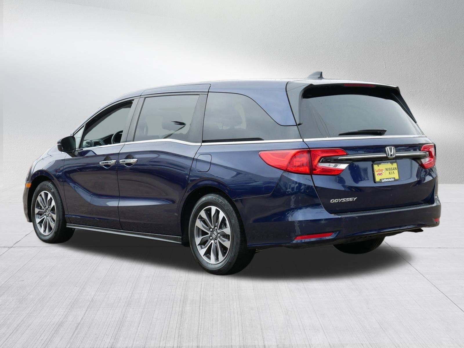 Used 2023 Honda Odyssey EX-L image 5