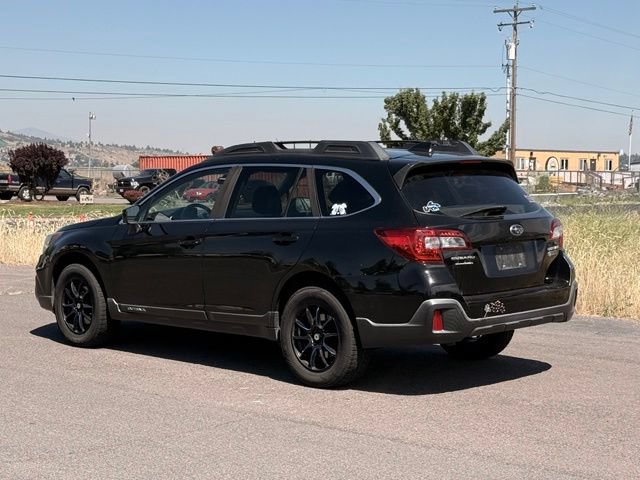 Used 2018 Subaru Outback 2.5i Premium AWD/4WD image 4