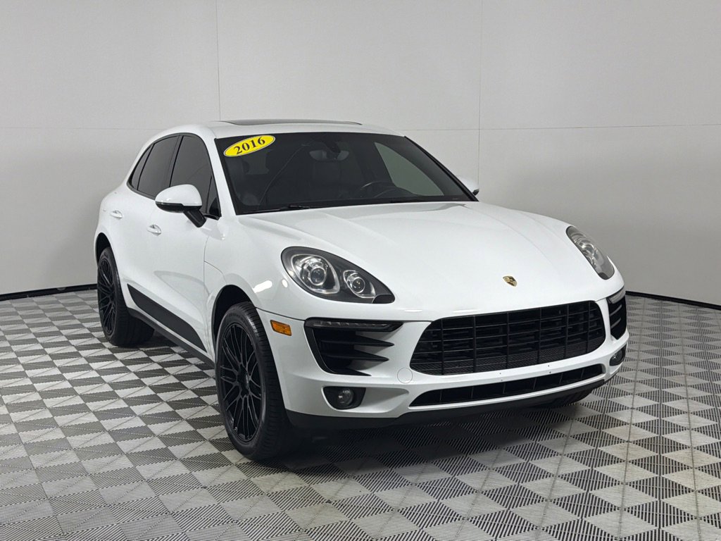 Used 2016 Porsche Macan S AWD/4WD image 3
